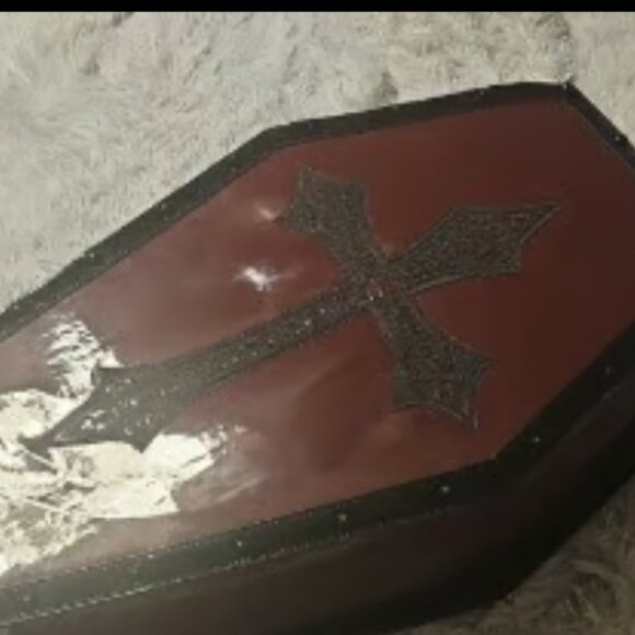 Wine dead weight coffin weekender - Picture 2 of 10